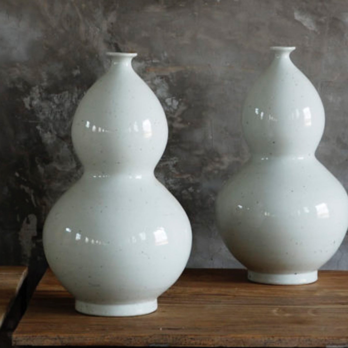 White Glaze Vase Curved